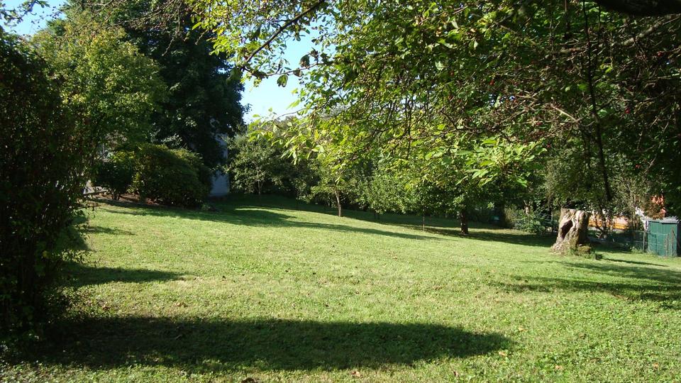 Thumbnail-Mehrfamilienhaus mit Baulandreserven