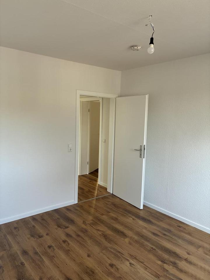 Thumbnail-~ Attraktive 3-Raum-Wohnung in ruhiger Wohnlage ~