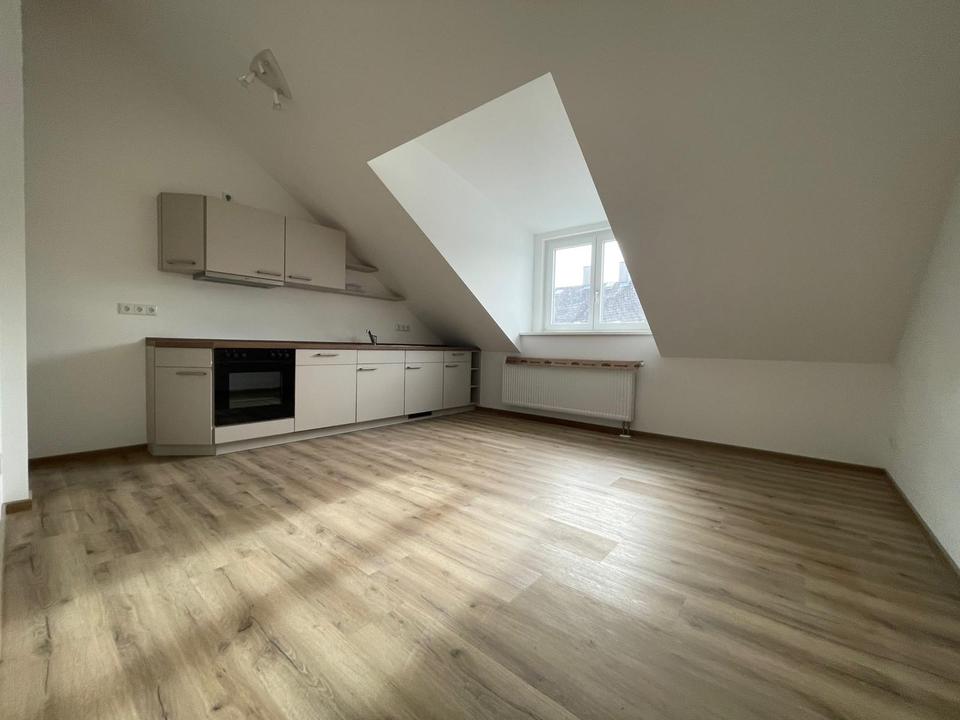 Thumbnail-Helle 3 Zimmer Wohnung mit Wohnküche zu vermieten