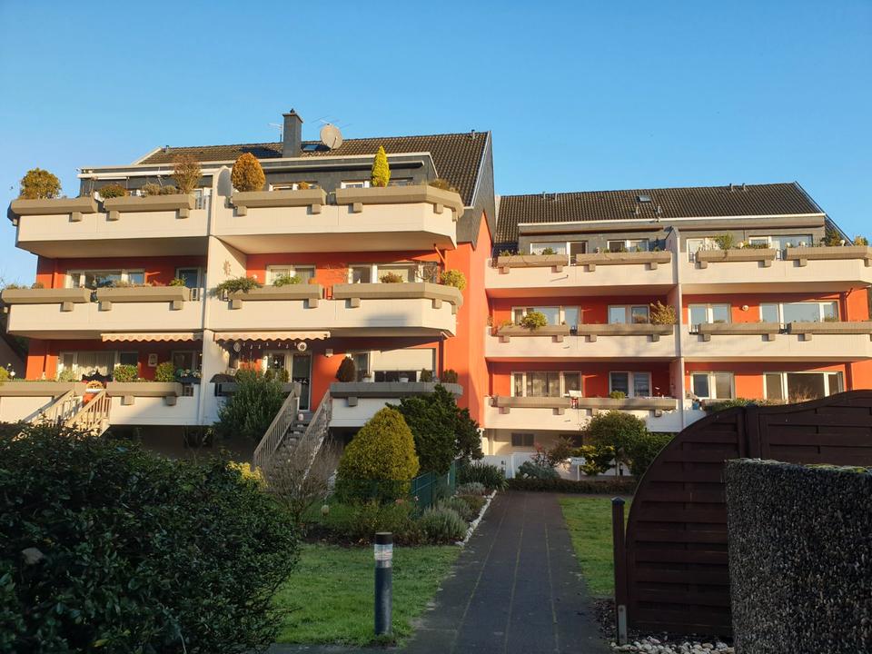 Thumbnail-4-Zimmer Maisonette-Wohnung mit großem Balkon in Schlebusch