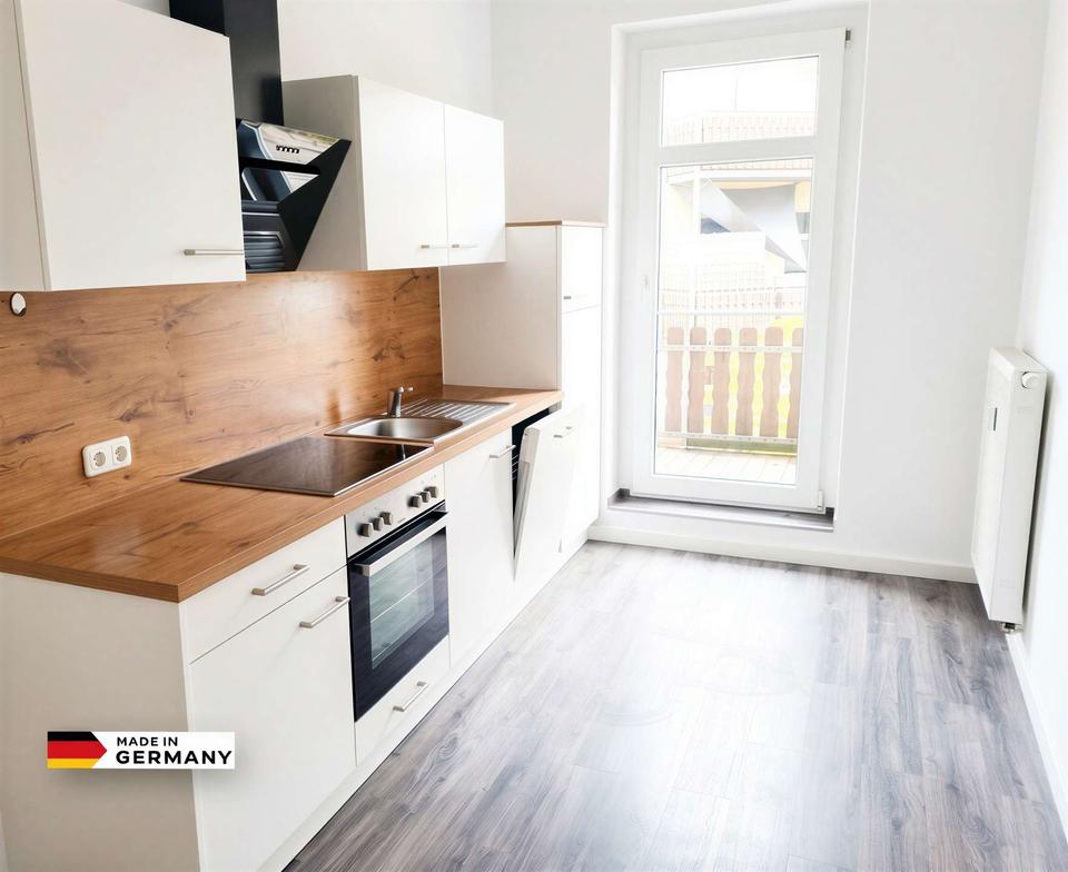 Thumbnail-*In Renovierung* Tolle 2-Raum-Wohnung mit moderner Einbauküche!