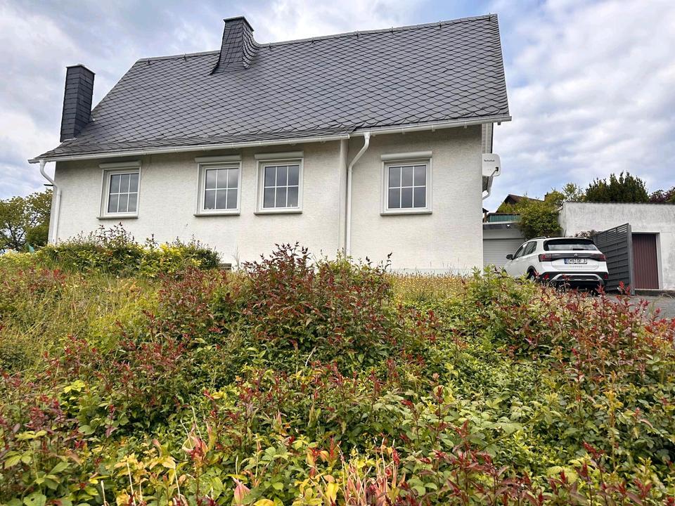 Thumbnail-Zentrales, ruhiges Einfamilienhaus,mit Baugrundstück Nastätten