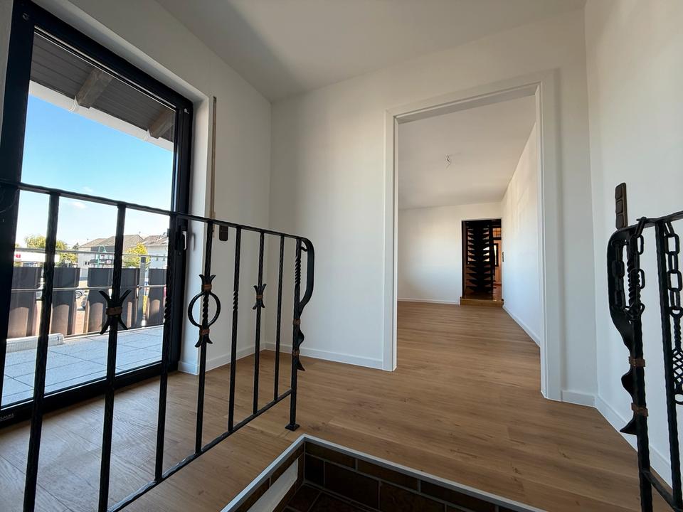 Thumbnail-Schöne Wohnung in Obertiefenbach 129 qm + 80 qm Dachterrasse