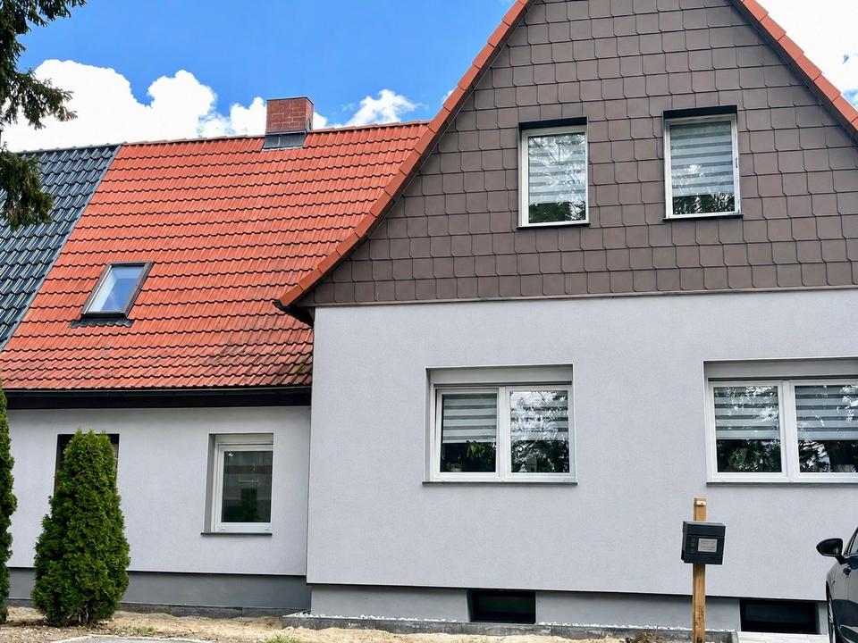 Thumbnail-Tolle DHH in absolut ruhiger Lage, großer Garten, Doppelgarage...