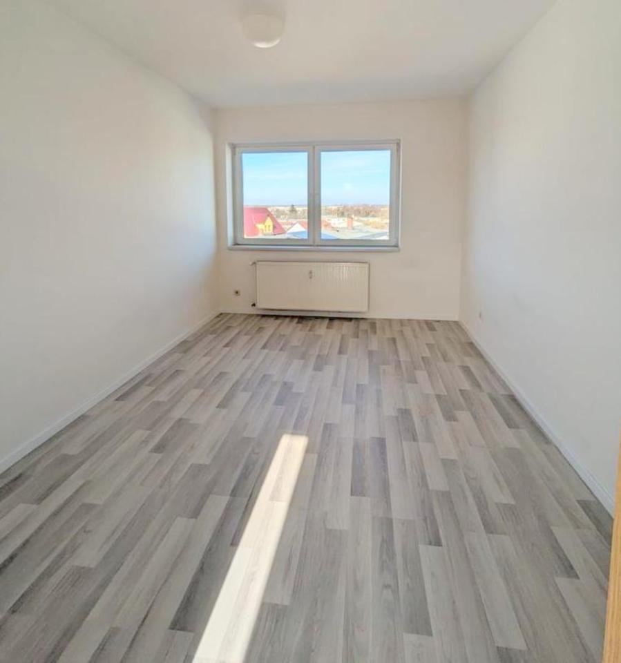 Thumbnail-Helle schöne, großzügige, renovierte 2.5-Zimmerwohnung, Pritzwalk nahe Zemtrum