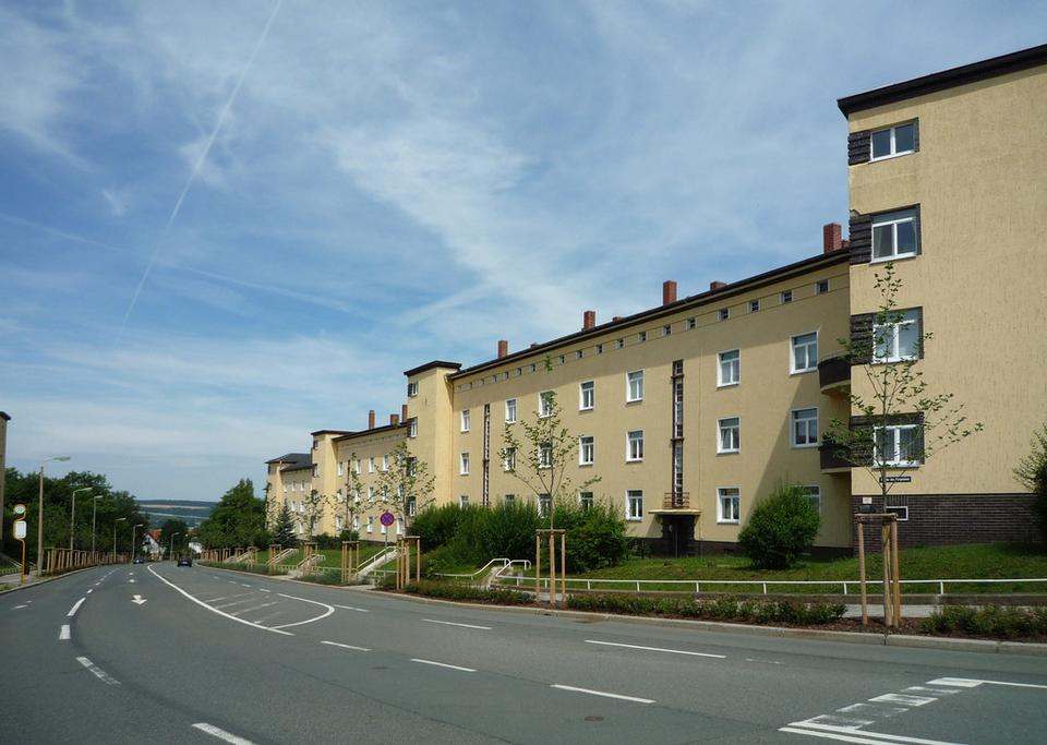 Thumbnail-3-Raum-Wohnung – individuell und geräumig mit bodengleicher Dusche