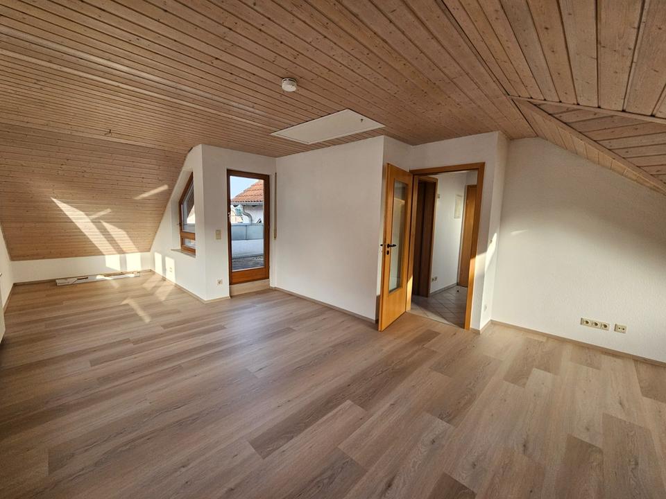 Thumbnail-Schöne, helle 1,5-Zimmer-Wohnung in Ditzingen