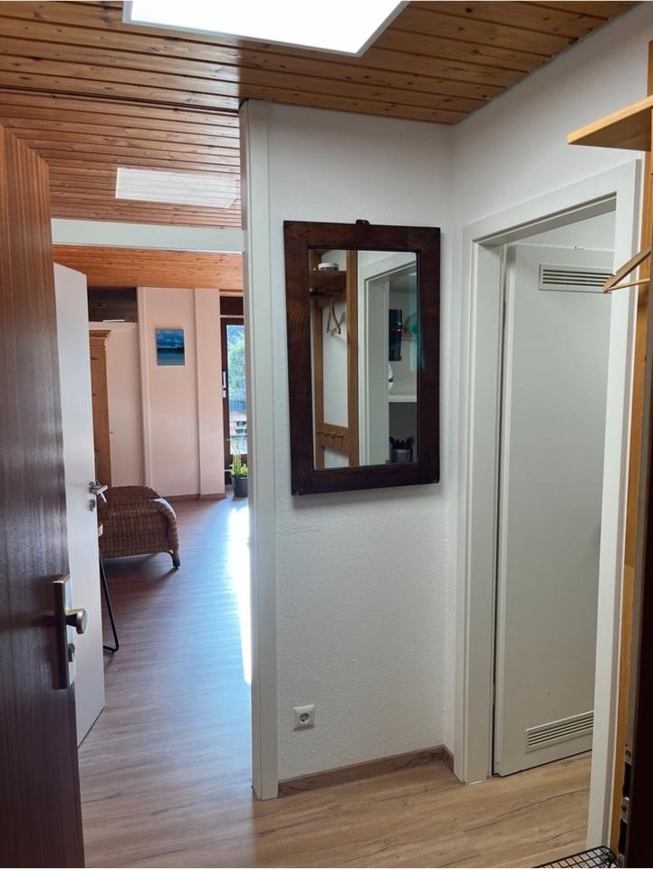 Thumbnail-2,5 Raum EG-Wohnung möbliert mit: Balkon, Küche, Stellpl