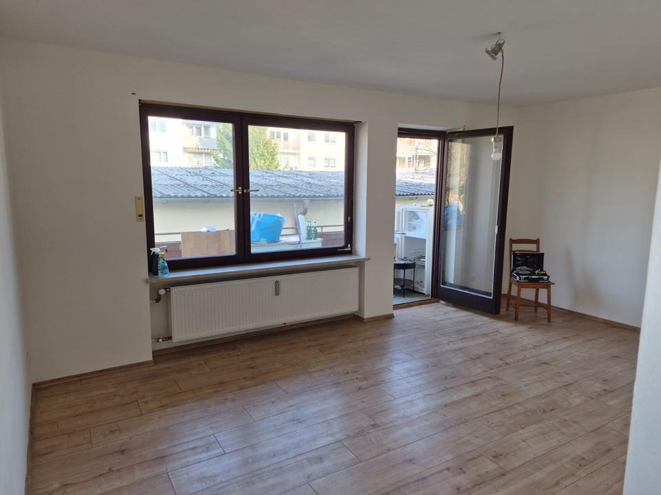 Thumbnail-Schicke Wohnung mit Balkon und Einbauküche in Burgkirchen an der