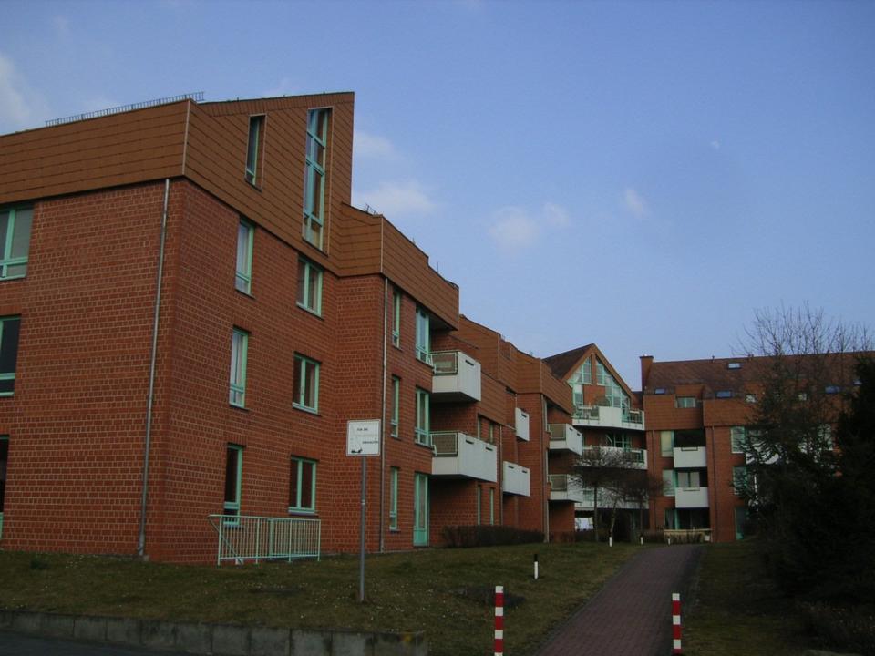 Thumbnail-2 Raum WHG mit Balkon, Wannenbad und TG-Oberdeck-Stellplatz