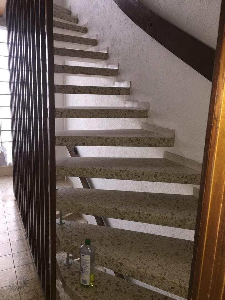 Thumbnail-Schöne 5 ZimmerKücheBadFlur Wohnung ZENTRAL