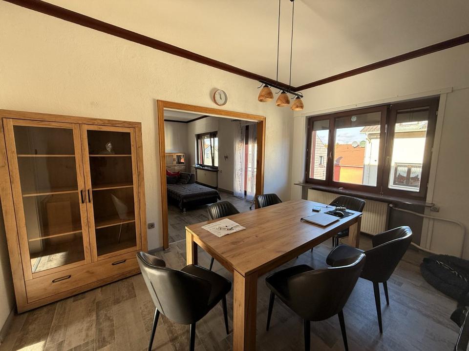 Thumbnail-geräumige 4 ZKB-Wohnung mit Einbauküche in ruhiger Wohnlage