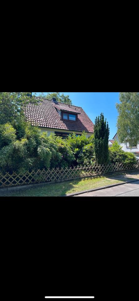 Thumbnail-Einfamilienhaus mit Doppelgarage