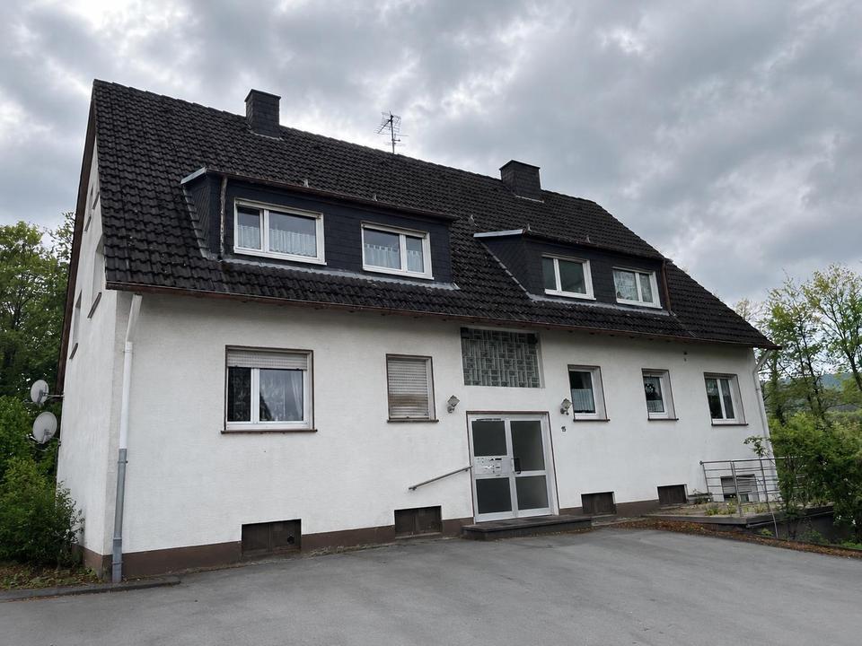 Thumbnail-Mehrfamilienhaus mit Entwicklungspotential