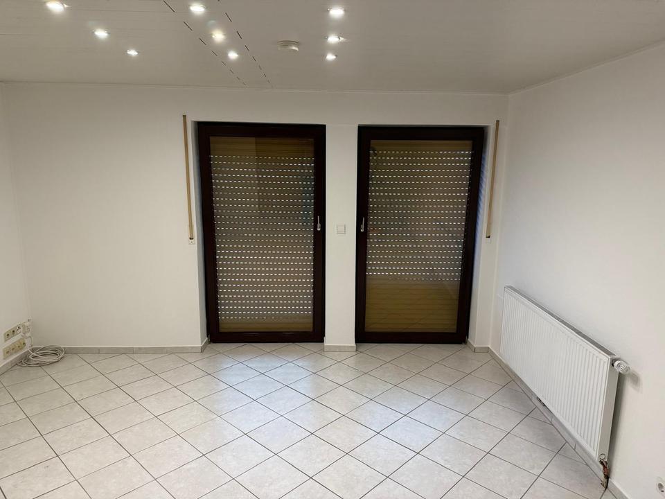 Thumbnail-Ein Zimmer in 4er WG zu vermieten