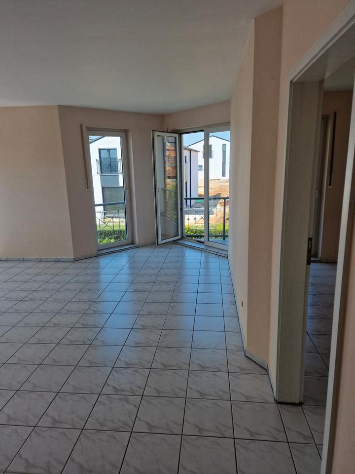 Thumbnail-Helle 2-Zimmer-Wohnung mit Balkon & TG – ruhige Lage nahe Bonn, i