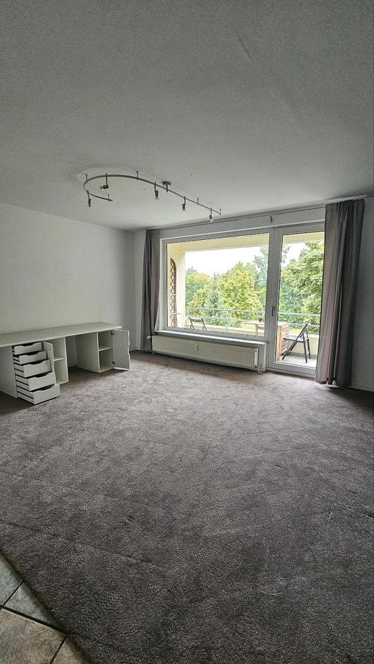 Thumbnail-Helle 2,5-Zimmer-Wohnung mit Balkon in Altwarmbüchen