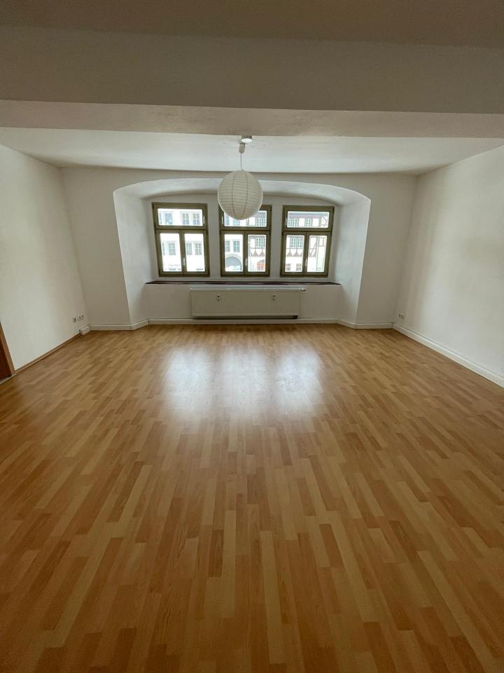 Thumbnail-Frei zum 01.12.2025 2 Zimmer mit Einbauküche in der Sangerhäuser Altstadt