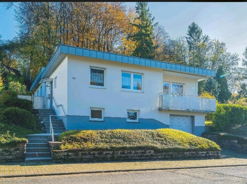 Thumbnail-Freistehendes, kernsaniertes, Einfamilienhaus direkt am Wald