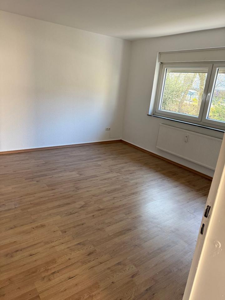Thumbnail-Tolle , Renovierte 2 Zimmer-Wohnung mit Balkon in Gevelnsdorf