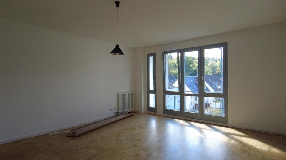 Thumbnail-Traumhafte 2,5-Zimmer-Wohnung mit 2 Balkonen, Aufzug & Aussicht