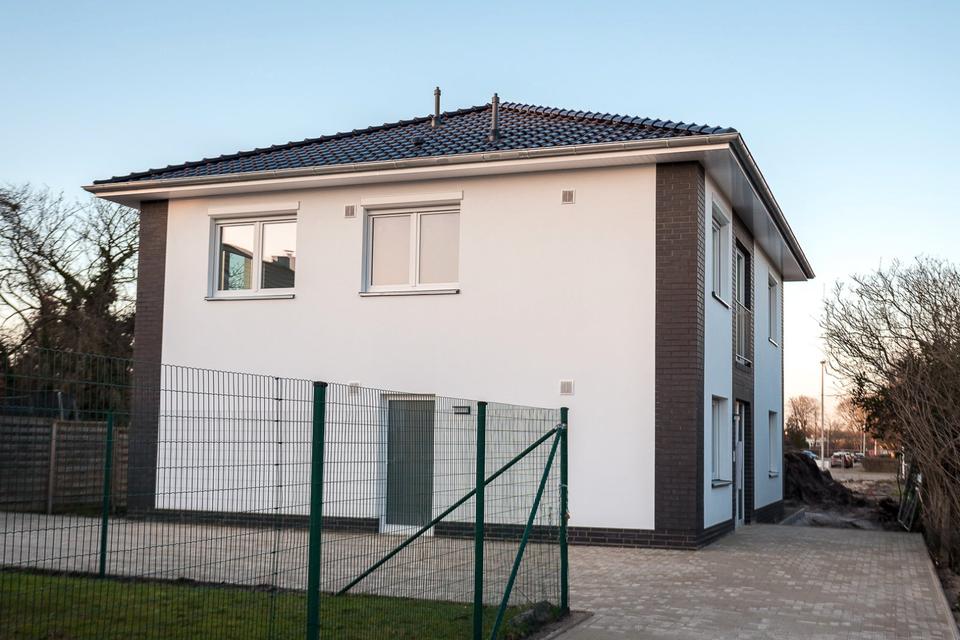 Thumbnail-Helle 3 Zimmerwohnung - EG im 2 Familienhaus