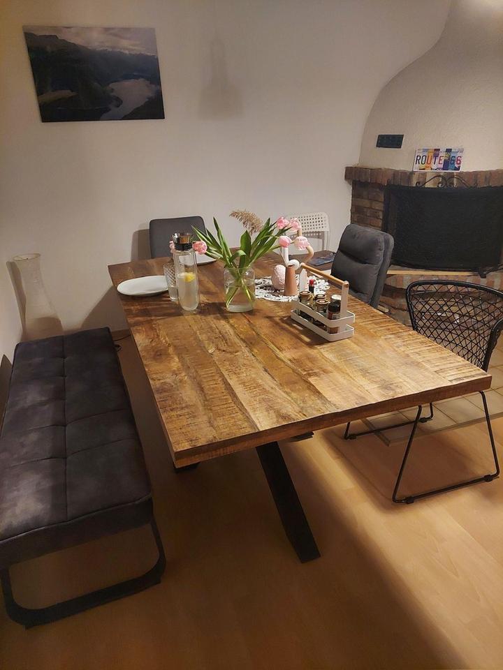 Thumbnail-großzügige 3 Zimmer Wohnung mit Balkon