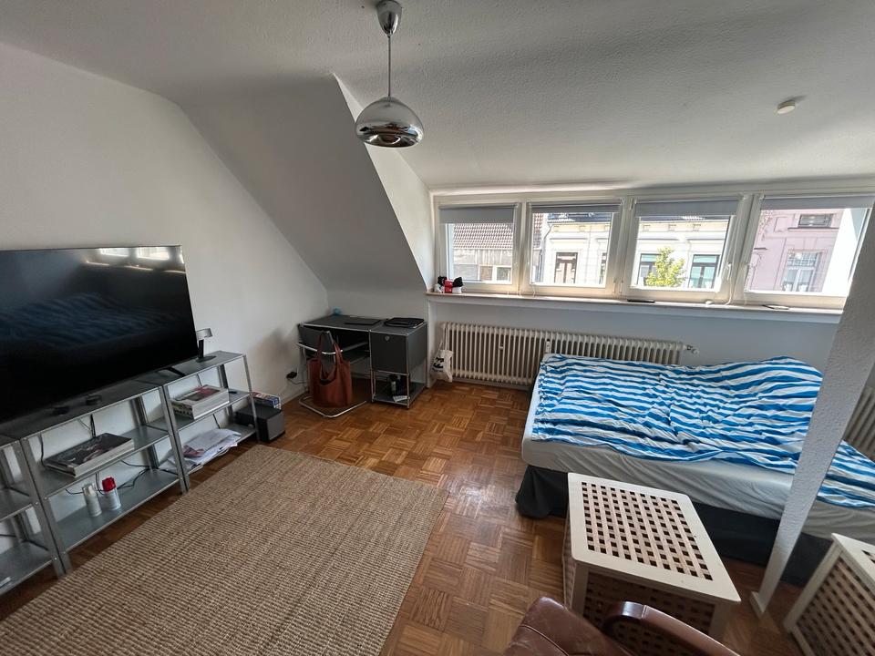 Thumbnail-1-Zimmer-Apartment in Toplage in Köln (Komponistenviertel)