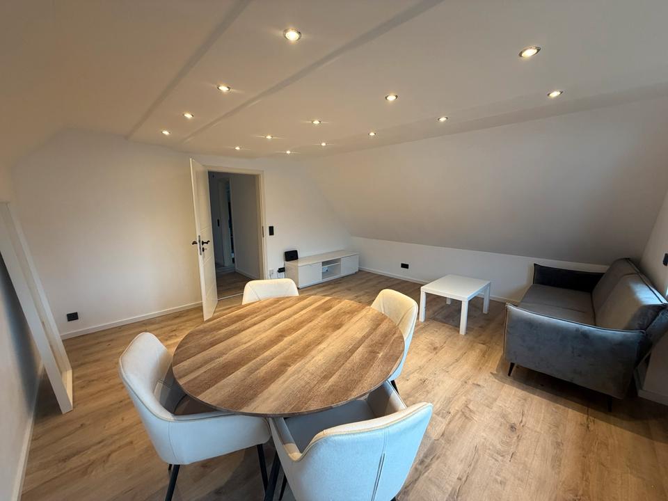 Thumbnail-2,5 Zimmer Wohnung Erstbezug nach Renovierung und möbliert