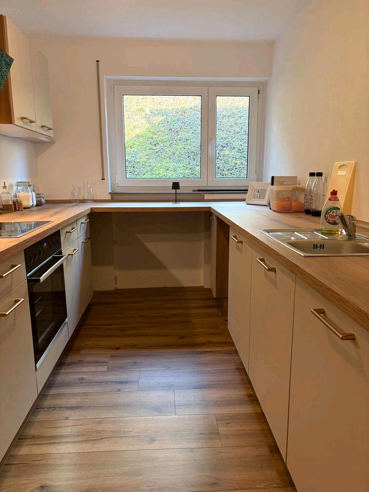 Thumbnail-Provisionsfrei: Kernsanierte 3 - Zimmer Wohnung mit Balkon