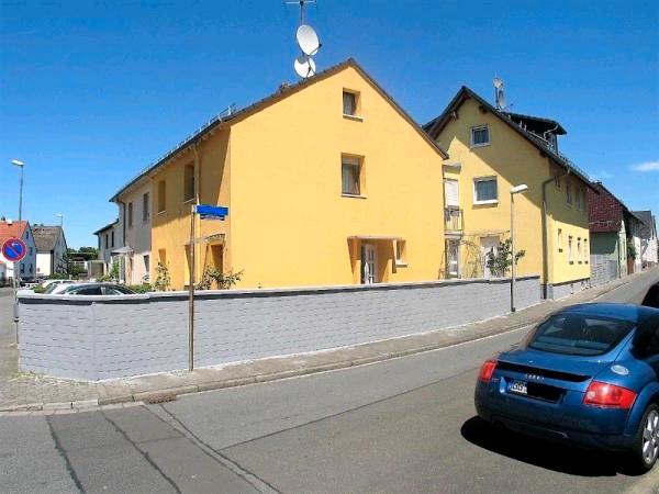 Thumbnail-Zwei Häuser - Ein Preis.