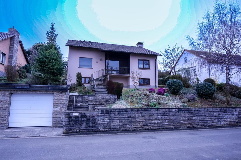 Thumbnail-Freistehendes Einfamilienhaus in Versbach