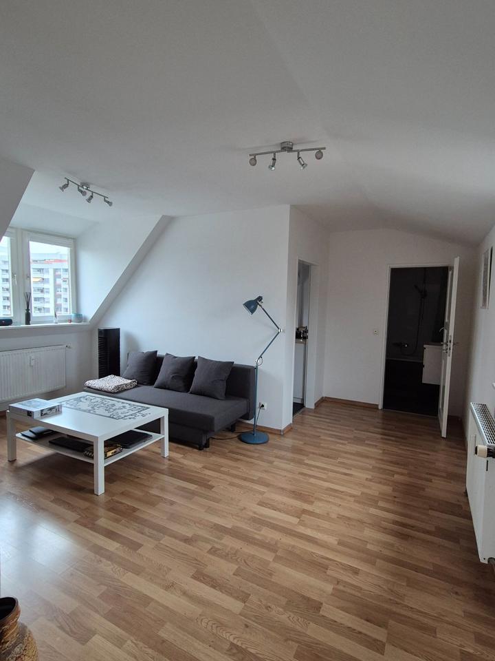 Thumbnail-Moderne 2-Zimmer-Wohnung in Wiesbaden-Biebrich