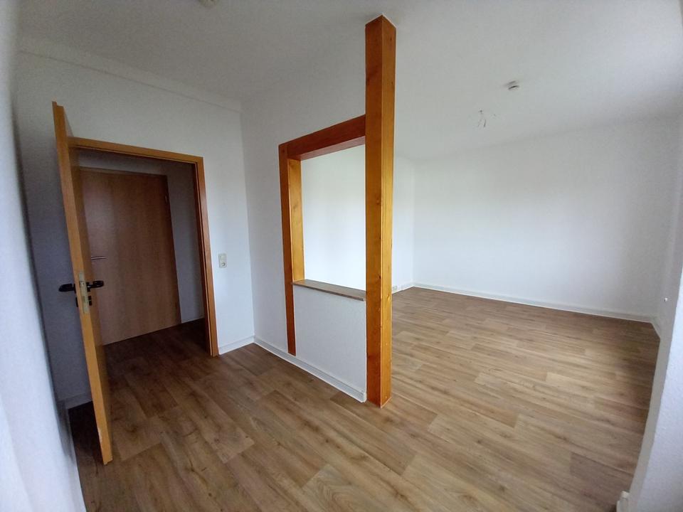 Thumbnail-gemütliche 2-Zimmer Wohnung in der Altenburger Straße, frei ab sofort