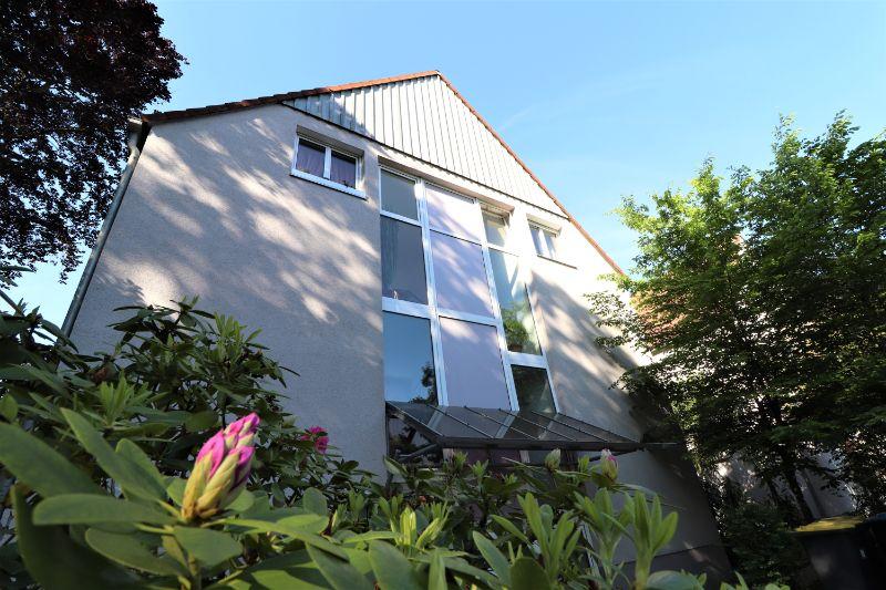 Thumbnail-**2,5-Zimmer Wohnung im Dachgeschoss**