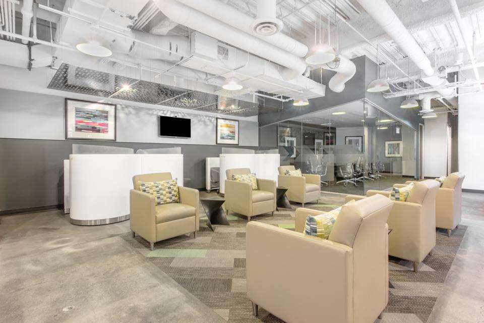 Thumbnail-Mitgliedschaften für flexible Arbeitsplätze in REGUS Gewerbepark Schwaig