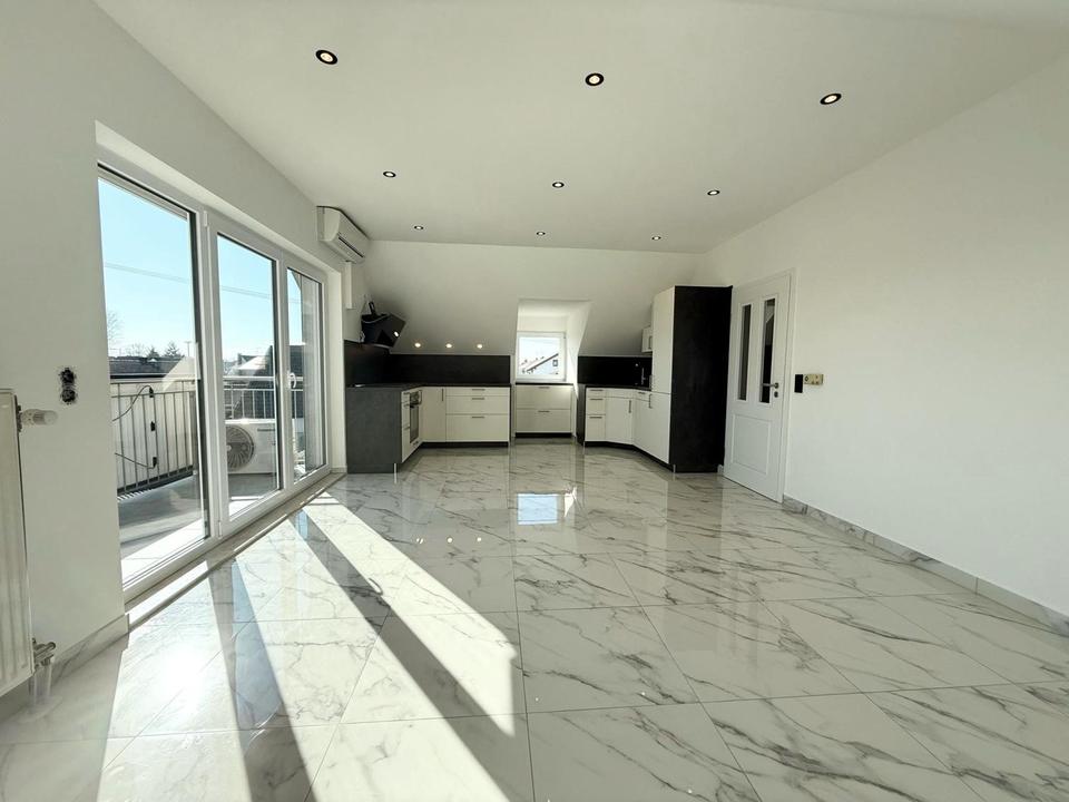 Thumbnail-2,5 Zimmer Wohnung in StraubingIttling