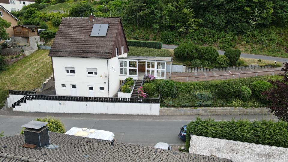 Thumbnail-Einfamilienhaus mit großem Grundstück in ruhiger Lage – sofort ve