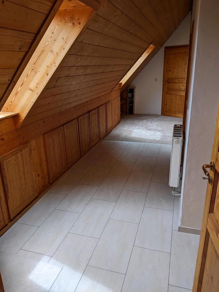 Thumbnail-35 m² Lager-Nutzfläche im Dachgeschoss zu vermieten
