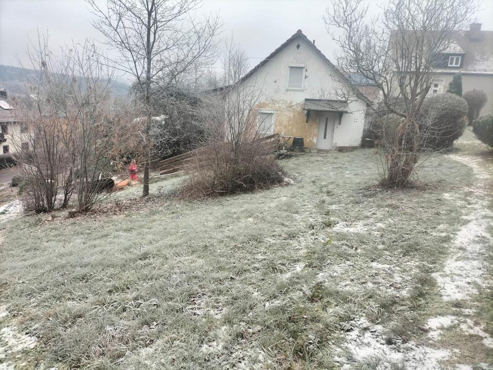 Thumbnail-Renovierungsbedürftiges Haus Baugrundstück