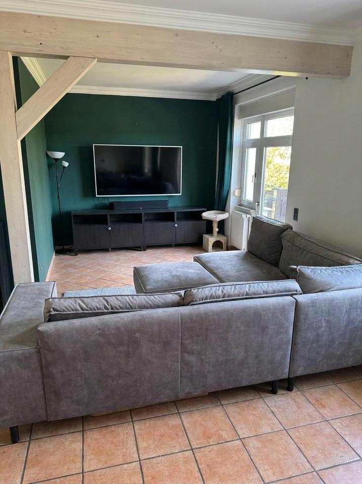 Thumbnail-Lüd. Mitte: 4-Zimmer-Wohnung mit Balkon zu vermieten