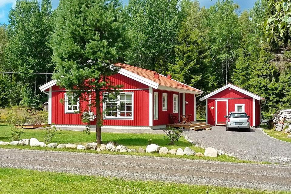 Thumbnail-Rot-weißes Ferienhaus 