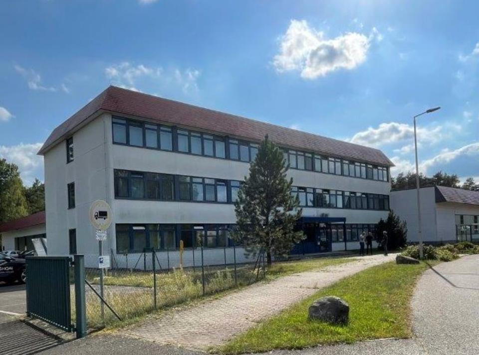 Thumbnail-1.031 qm in Gallinchen (teilbar); mit ÖPNV für Behörde, Vertrieb, Zentrale, Callcenter, Gesundheit, Sport etc.