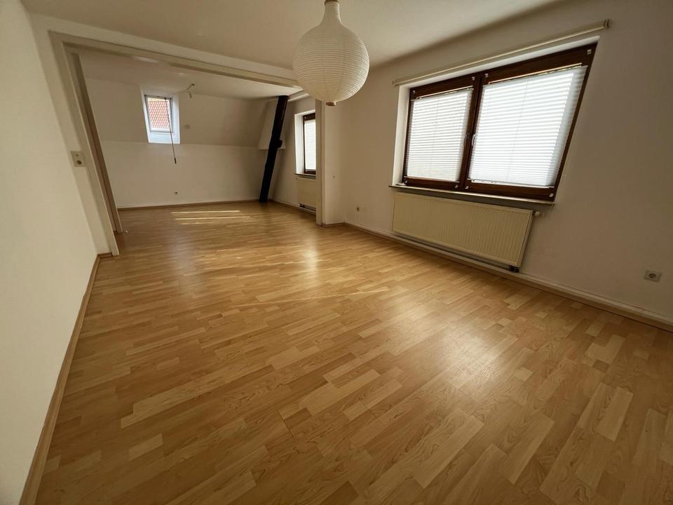 Thumbnail-Schöne große 2-Zimmer-Wohnung in Schwalenberg mit Einbauküche