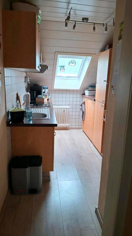 Thumbnail-Wohnung Dachgeachoss Bottendorf m