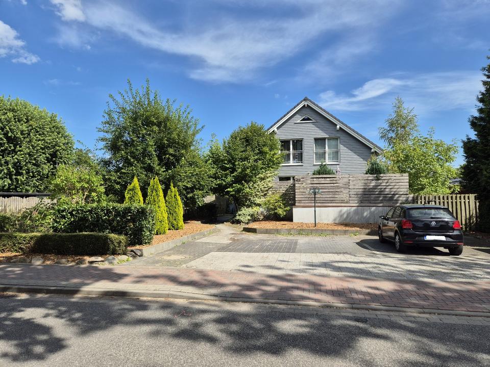 Thumbnail-sehr schöne Dachgeschosswohnung zentral in Tostedt