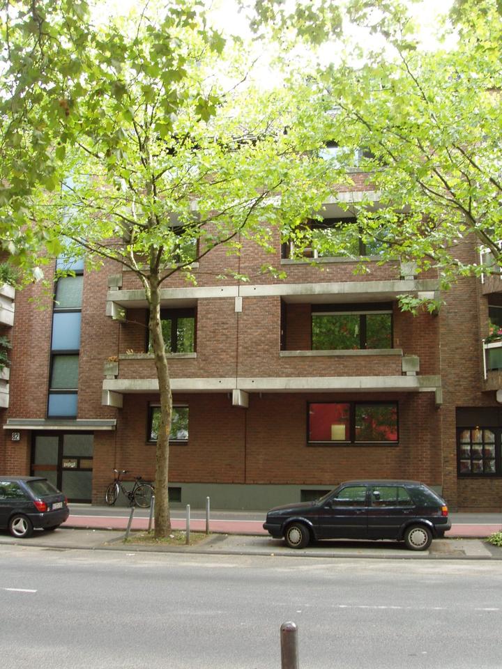 Thumbnail-5 Studenten Apartments in Köln im Paket zu verkaufen