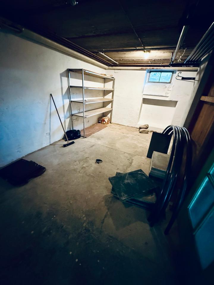 Thumbnail-Große Lagerfläche in Windenreute zu vermieten Keller Raum