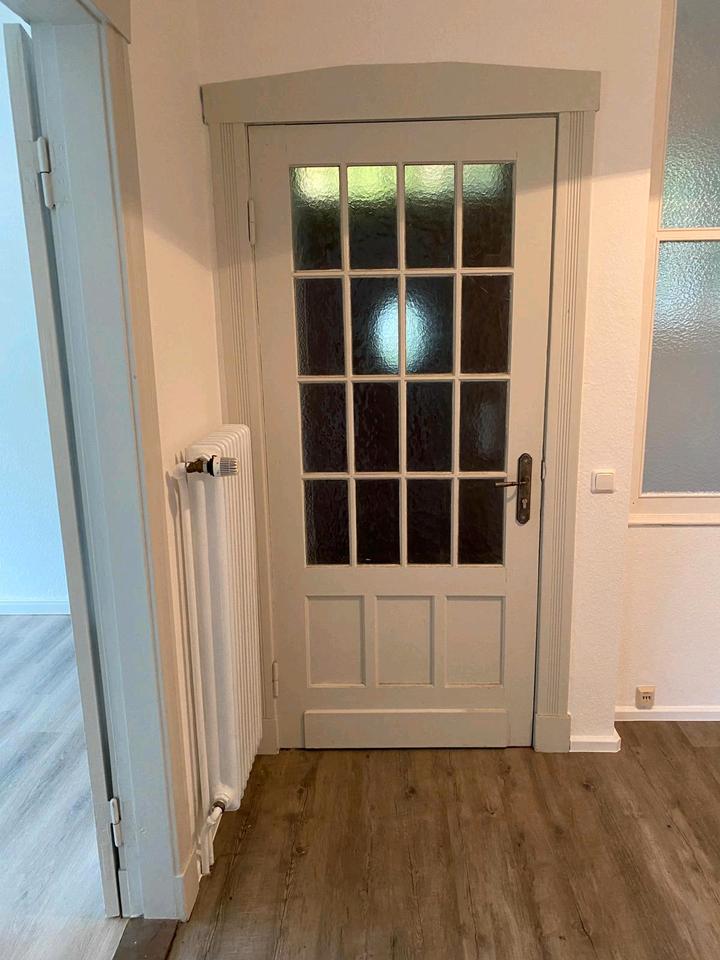 Thumbnail-Varel Büppel:3-Zimmer Eg-Whg mit großem Keller, Garten, Garage