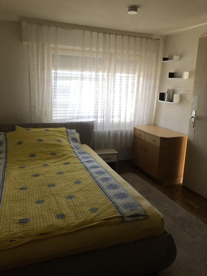 Thumbnail-1.- Zimmer möbliert WG